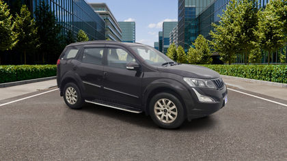 2016 Mahindra XUV500 AT W8 FWD