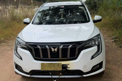 2022 Mahindra XUV700 एएक्स7 डीजल AT बीएस6