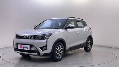 2022 Mahindra XUV300 W8 Opt