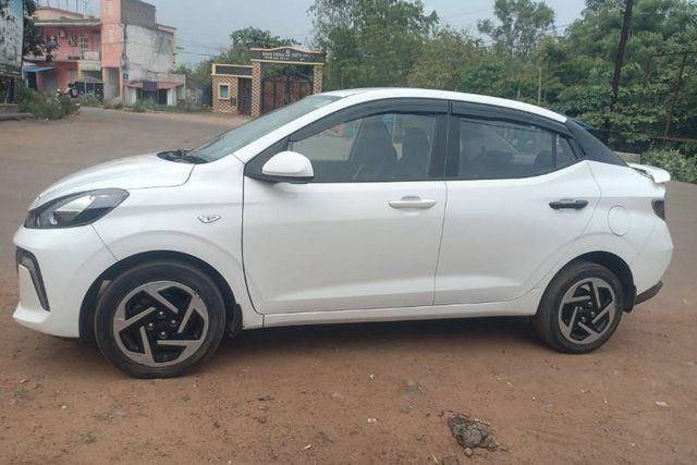 Hyundai Aura एस रेनफोर्स्ड Second-hand 2024 Hyundai Aura एस रेनफोर्स्ड for sale in Bhubaneswar