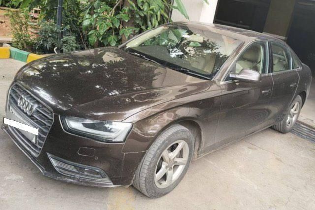 Audi A4 2.0 TDI Second-hand 2014 Audi A4 2.0 TDI for sale in Bangalore