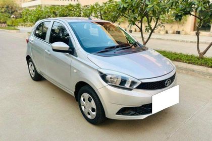 2018 Tata Tiago 1.2 Revotron एक्सटी