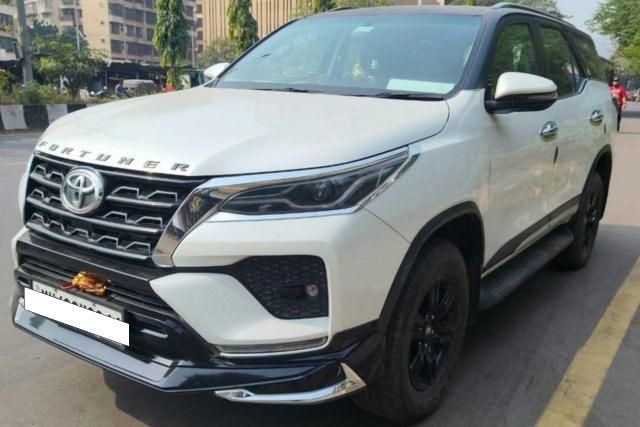 Second-hand 2024 Toyota Fortuner Leader Edition 4x2 Diesel AT 2023-2025 for sale in Mumbai