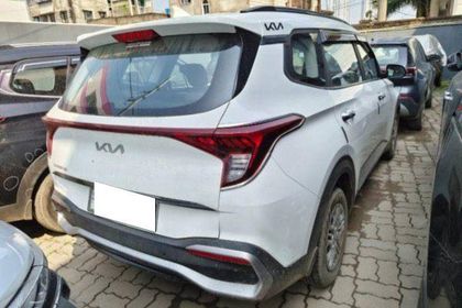 2022 Kia Carens प्रेस्टीज बीएस6
