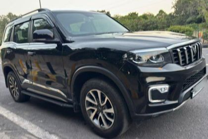 2025 Mahindra Scorpio N Z8
