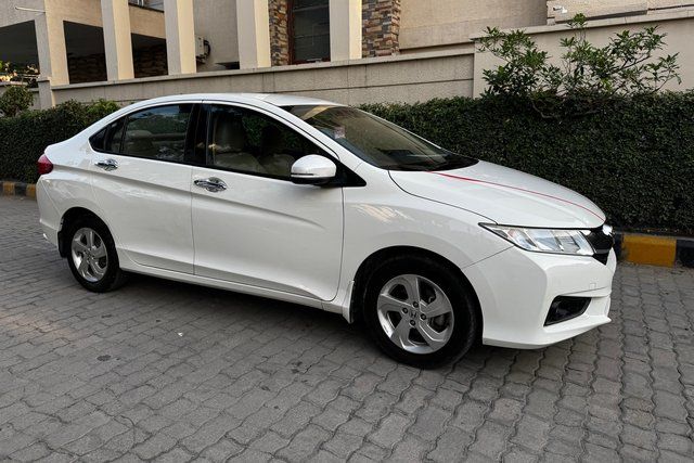 Honda City i VTEC वी Second-hand 2016 Honda City i VTEC वी for sale in Jalandhar