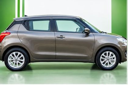 2018 Maruti Suzuki Swift AMT ZXI BSIV