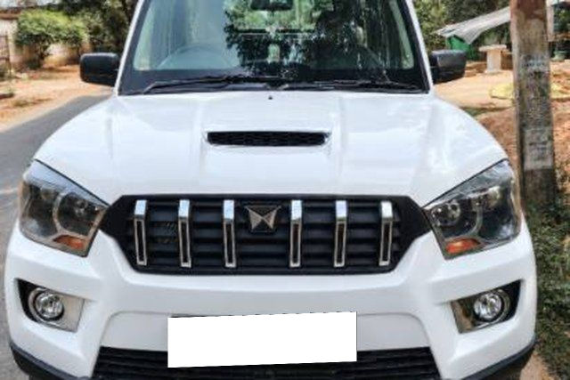 Mahindra Scorpio 1.99 S4 Second-hand 2015 Mahindra Scorpio 1.99 S4 for sale in Faizabad