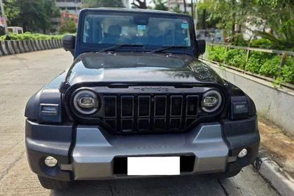 2025 Mahindra Thar ROXX AX7L RWD AT