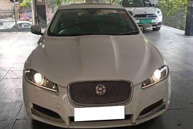 Second-hand 2014 Jaguar XF 3.0 Litre एस रेनफोर्स्ड प्रीमियम लक्ज़री for sale in Chennai