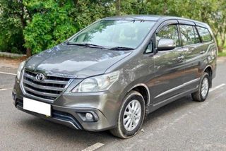 Used 2.5 VX (Diesel) 7 Seater