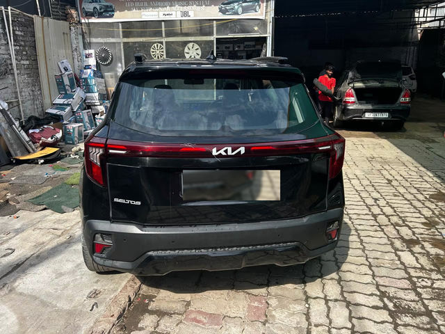 Kia Seltos एचटीई डीजल Second-hand 2025 Kia Seltos एचटीई डीजल for sale in Lucknow