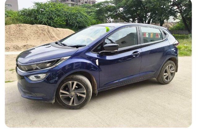 Second-hand 2023 Tata Altroz XZ प्लस एस रेनफोर्स्ड for sale in Ranga reddy
