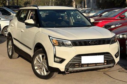 2019 Mahindra XUV300 W8 BSIV
