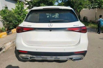 2024 Mercedes-Benz GLC 300