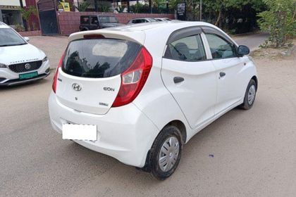 2011 Hyundai EON Era