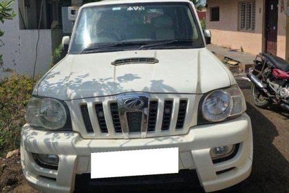 2011 Mahindra Scorpio SLE BSIII