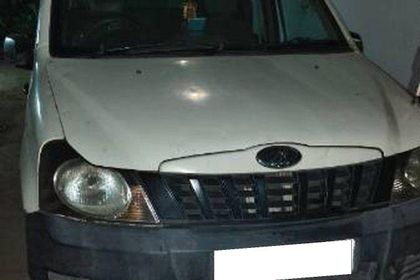 2013 Mahindra Quanto C2