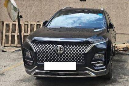2023 MG Hector Plus Savvy Pro CVT 2023-2025