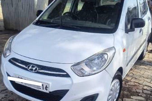Hyundai i10 एरा एलपीजी Second-hand 2012 Hyundai i10 एरा एलपीजी for sale in Jalalabad
