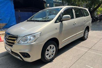 2014 Toyota Innova 2.5 G (Diesel) 7 Seater BS IV
