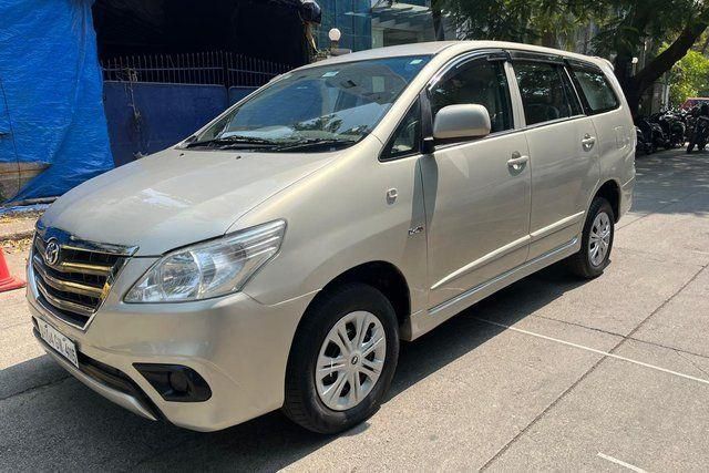 Toyota Innova 2.5 G (Diesel) 7 Seater BS IV Second-hand 2014 Toyota Innova 2.5 G (Diesel) 7 Seater BS IV for sale in Mumbai