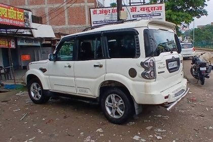 2016 Mahindra Scorpio S10 7 Seater 2WD
