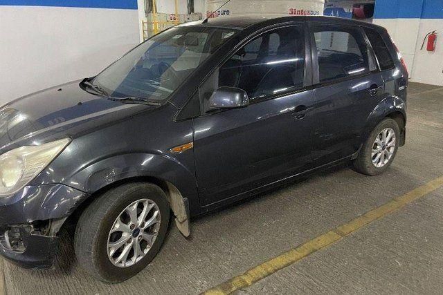 Second-hand 2012 Ford Figo Petrol Titanium for sale in Pune