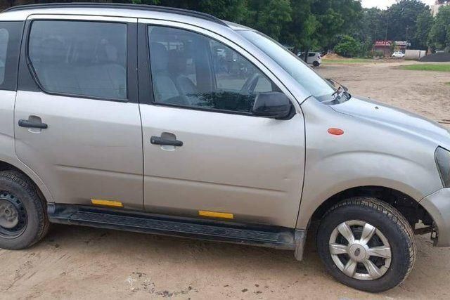 Second-hand 2013 Mahindra Quanto C4 for sale in Vadodara