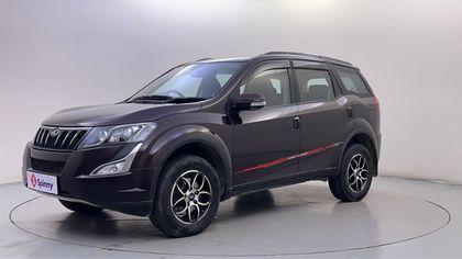 2015 Mahindra XUV500 W5