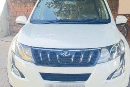 2015 Mahindra XUV500 W11 FWD Diesel