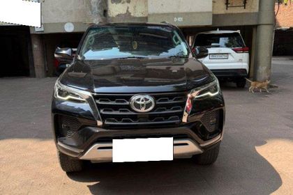 2023 Toyota Fortuner 4X2 Diesel AT