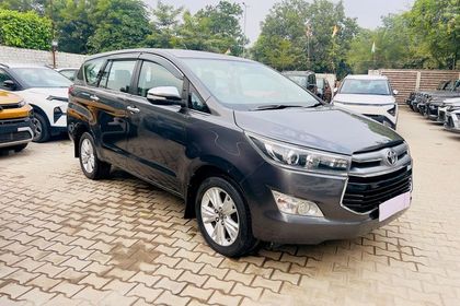 2016 Toyota Innova 2.5 वीएक्स (Diesel) 8 Seater BS IV
