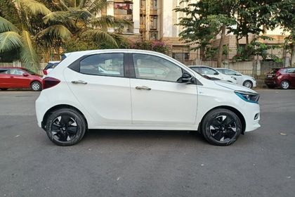 2023 Tata Tiago EV XZ Plus LR