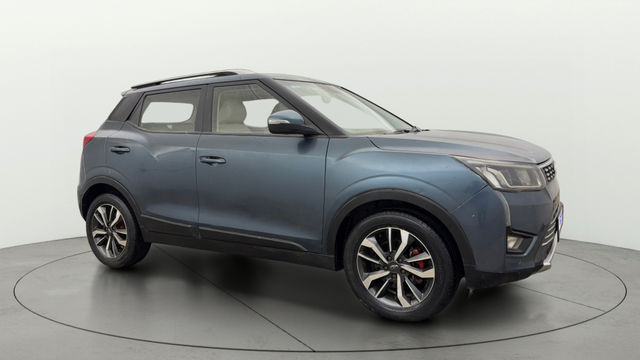 Mahindra XUV300 W8 BSIV Second-hand 2019 Mahindra XUV300 W8 BSIV for sale in Gurgaon