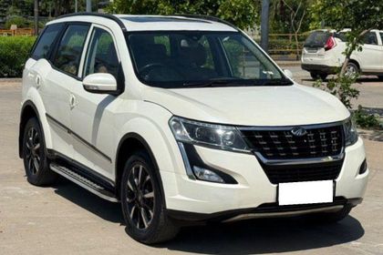 2018 Mahindra XUV500 W11 FWD डीजल