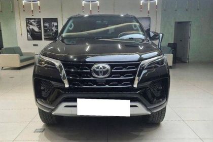 2023 Toyota Fortuner 4x2 डीजल एटी