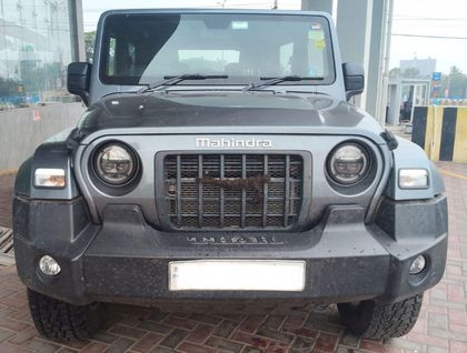 2025 Mahindra Thar LX Hard Top डीजल AT