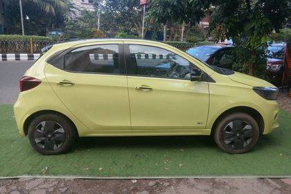 2025 Tata Tiago EV XZ Plus Tech LUX LR
