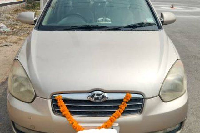 Hyundai Verna CRDi Second-hand 2010 Hyundai Verna CRDi for sale in Hyderabad