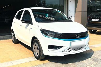 2023 Tata Tiago EV XT MR