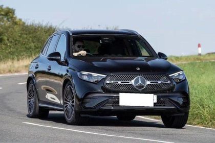 2025 Mercedes-Benz GLC 300