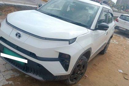 2024 Tata Punch EV Adventure LR