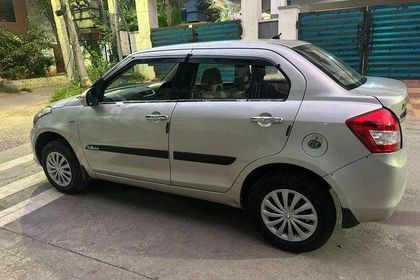 2017 Maruti Suzuki Swift Dzire VXI Optional