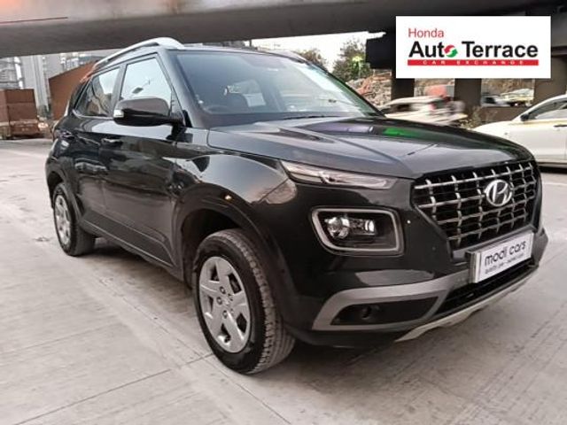 Hyundai Venue S BSIV Second-hand 2021 Hyundai Venue S BSIV for sale in Mumbai