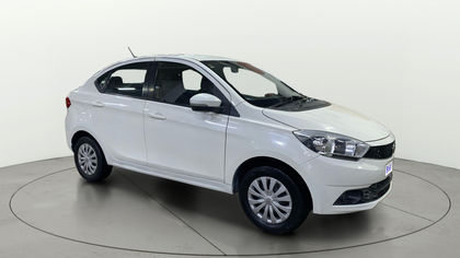 2017 Tata Tigor 1.2 Revotron एक्सटी