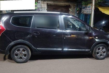 2015 Renault Lodgy 110PS RxZ 8 Seater