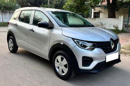 2021 Renault Triber RXE बीएस6