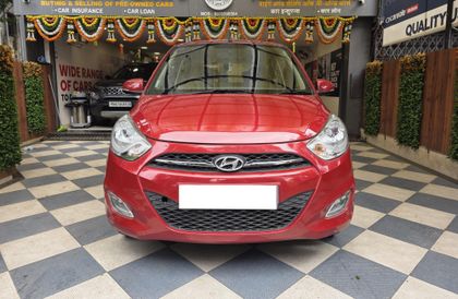 2013 Hyundai i10 Sportz AT