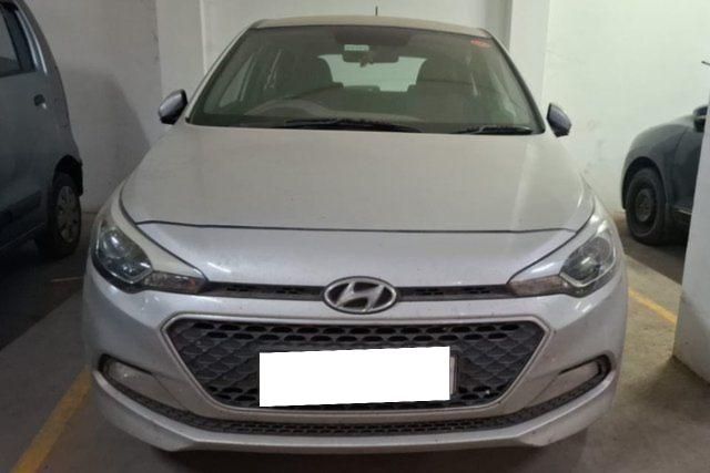 Hyundai i20 1.4 Asta Second-hand 2018 Hyundai i20 1.4 Asta for sale in Surat